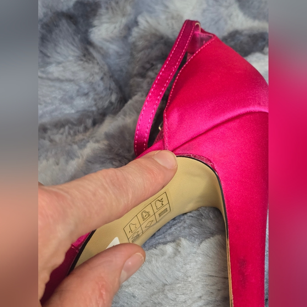 NWT Aaj by Aminah Women's Satiya Platform Dress Sandals In Fuschia Size 8.5 - Picture 9 of 16